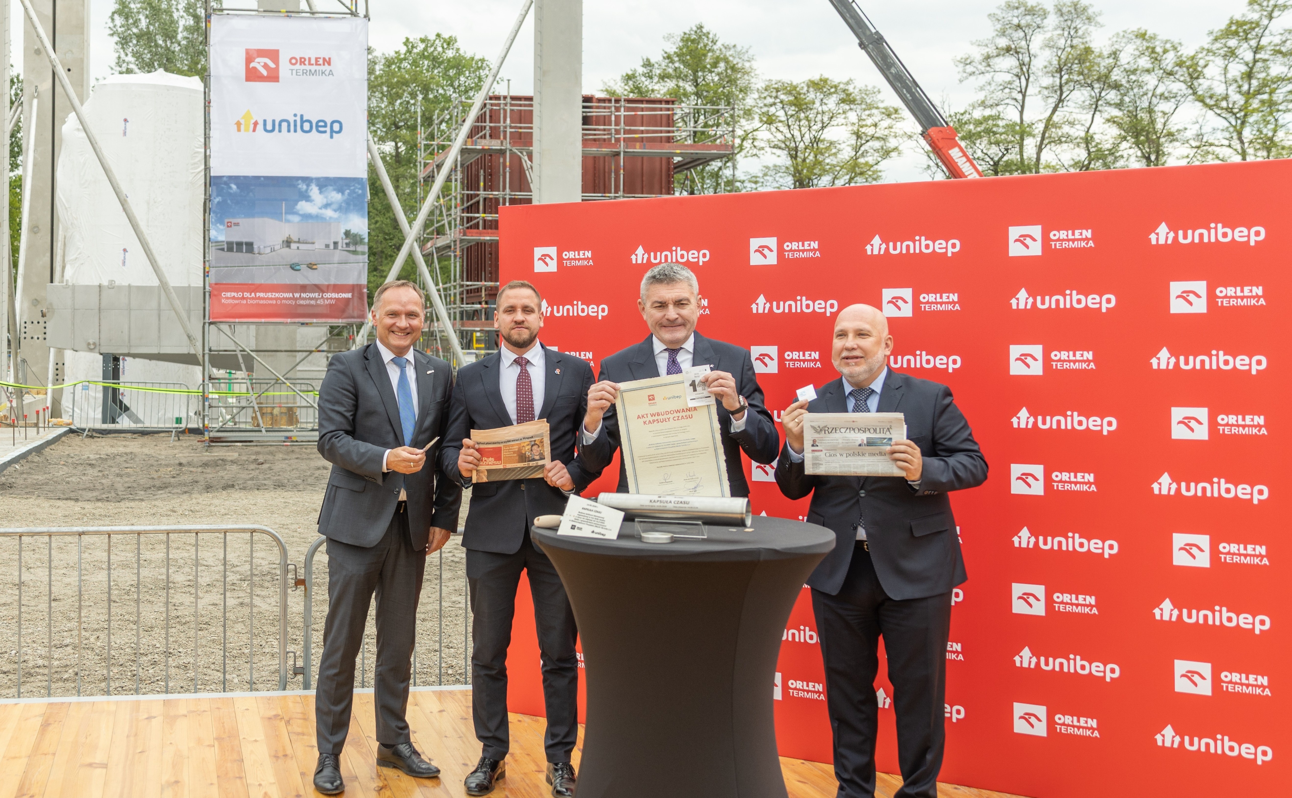 Wbudowano kapsułę czasu pod kotłownię biomasową w EC Pruszków